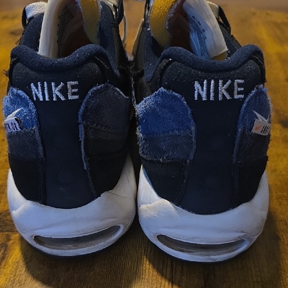 Nike Men's Black and Blue Lace-Up Sneakers - Picture 7 of 14